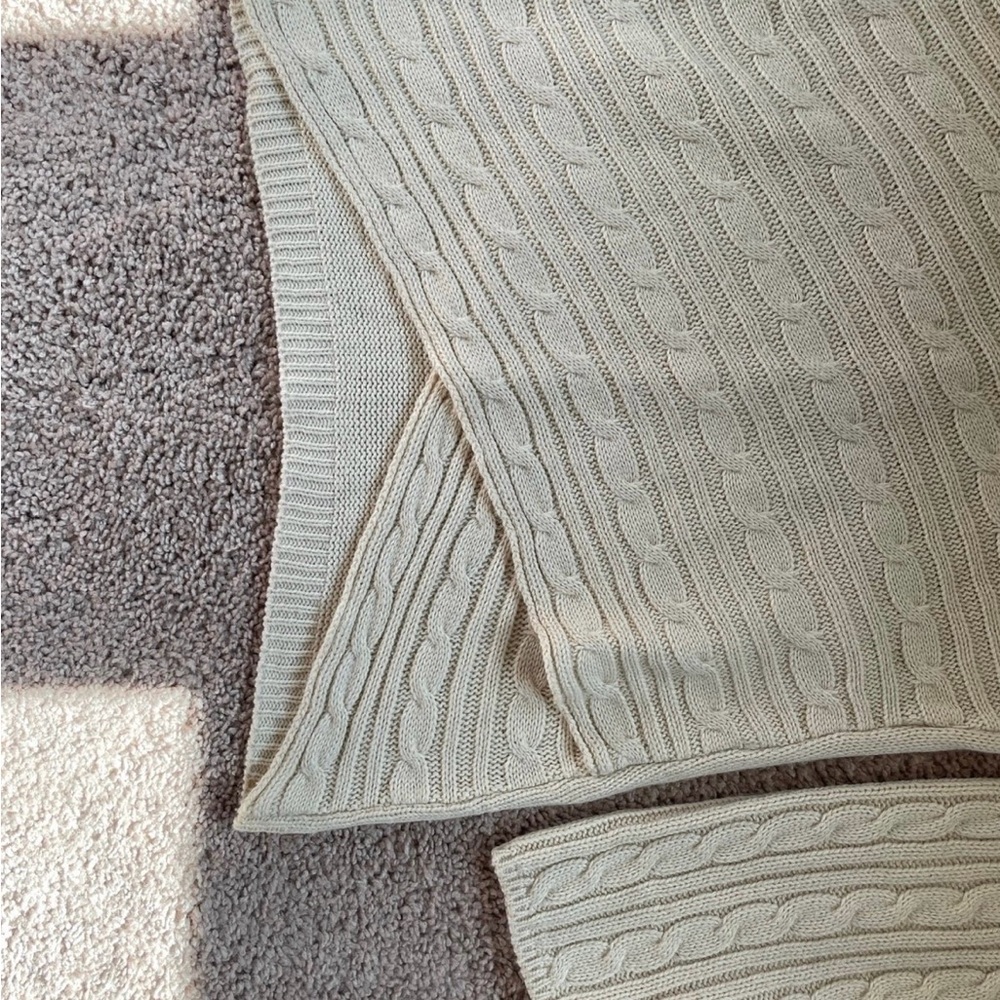 Cream / Tan Sweater - Picture 4 of 4
